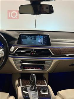 بي ام دبليو الفئة 7